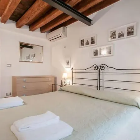 Emmalu Venice